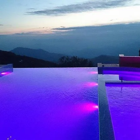 Apartment Lux Apartman U Hotelu Milmari *